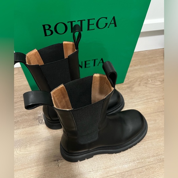 NWT Bottega Lug Sole Boots - Sz 38 with Box and dustbag - Picture 8 of 9